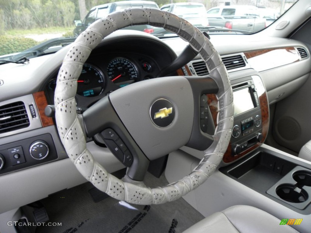 2008 Silverado 1500 LTZ Crew Cab 4x4 - Summit White / Light Titanium/Dark Titanium photo #3