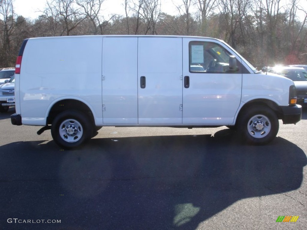 2011 Express 2500 Work Van - Summit White / Medium Pewter photo #7