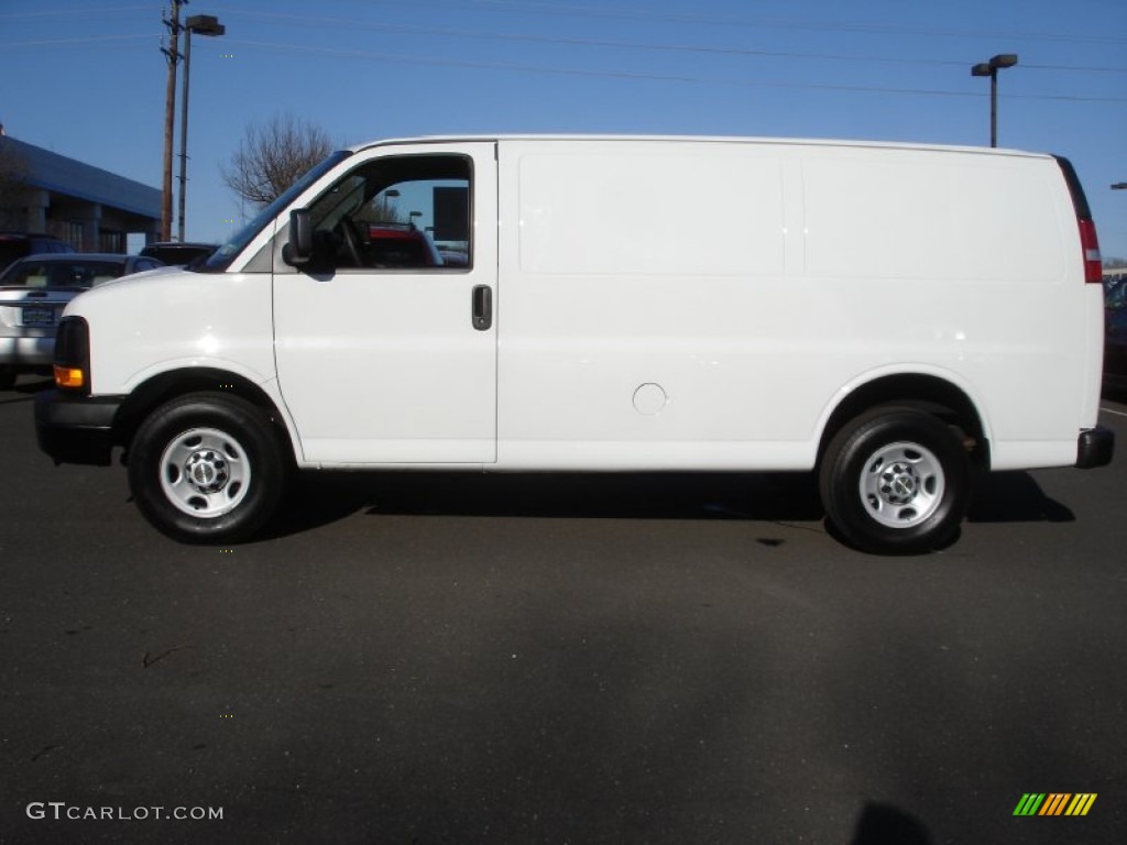 2011 Express 2500 Work Van - Summit White / Medium Pewter photo #9