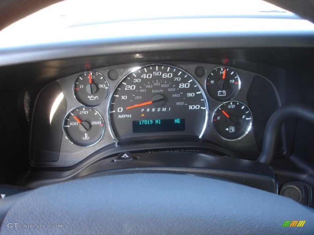 2011 Express 2500 Work Van - Summit White / Medium Pewter photo #11