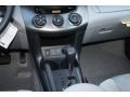 Super White - RAV4 I4 4WD Photo No. 13
