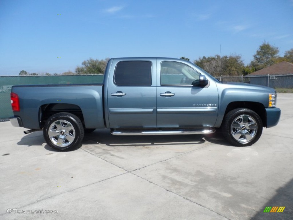 2009 Silverado 1500 LT Crew Cab - Blue Granite Metallic / Ebony photo #2