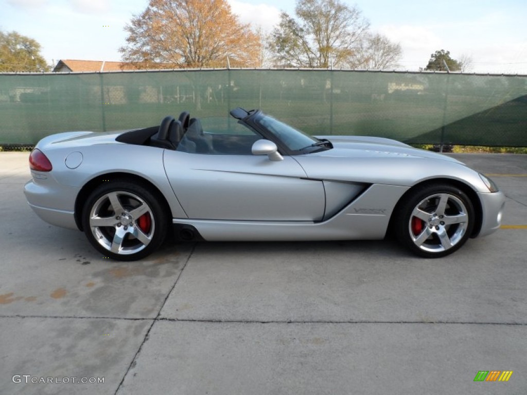 Viper Bright Silver Metallic 2004 Dodge Viper SRT-10 Exterior Photo #61333442