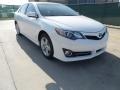 Super White - Camry SE Photo No. 1