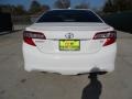 Super White - Camry SE Photo No. 4