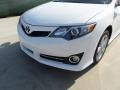 Super White - Camry SE Photo No. 10