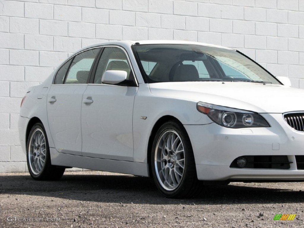 2005 5 Series 545i Sedan - Alpine White / Beige photo #39