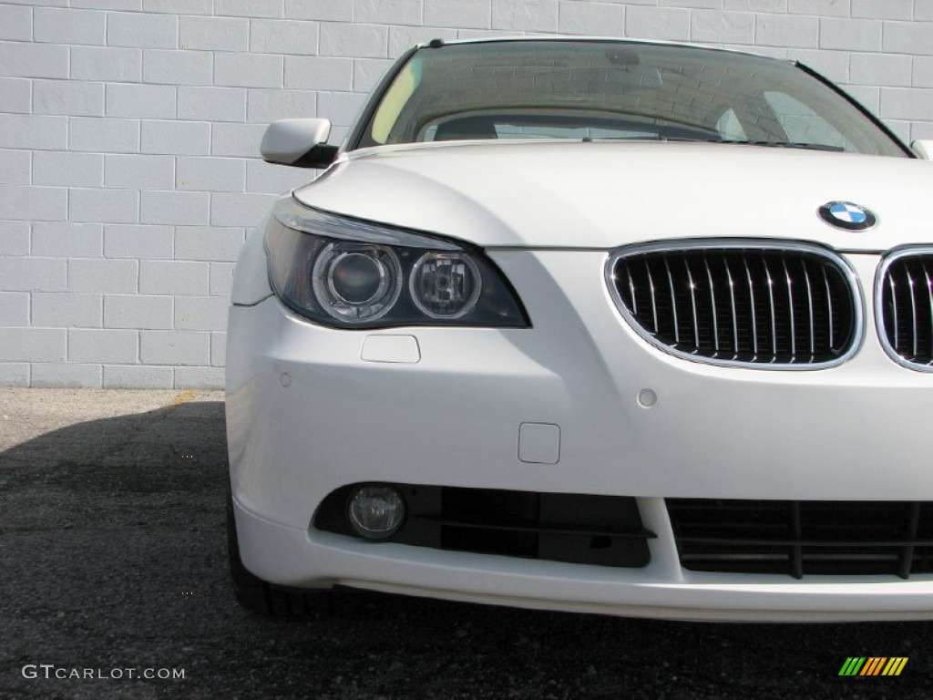 2005 5 Series 545i Sedan - Alpine White / Beige photo #43