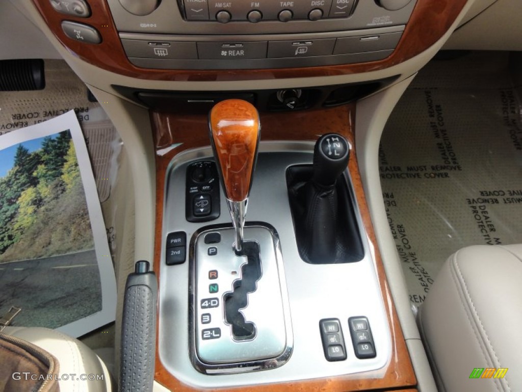 2007 LX 470 - Crystal White / Ivory photo #18