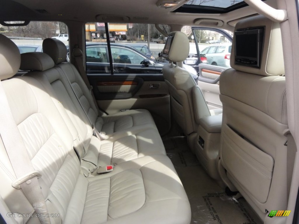 2007 LX 470 - Crystal White / Ivory photo #29