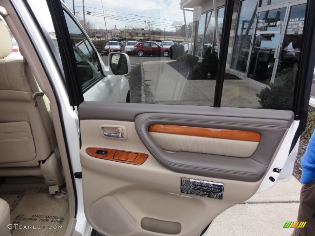 2007 LX 470 - Crystal White / Ivory photo #31