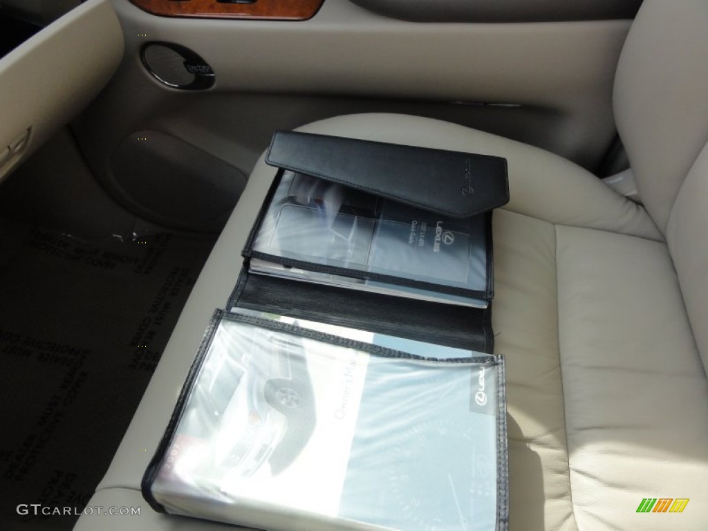 2007 LX 470 - Crystal White / Ivory photo #51