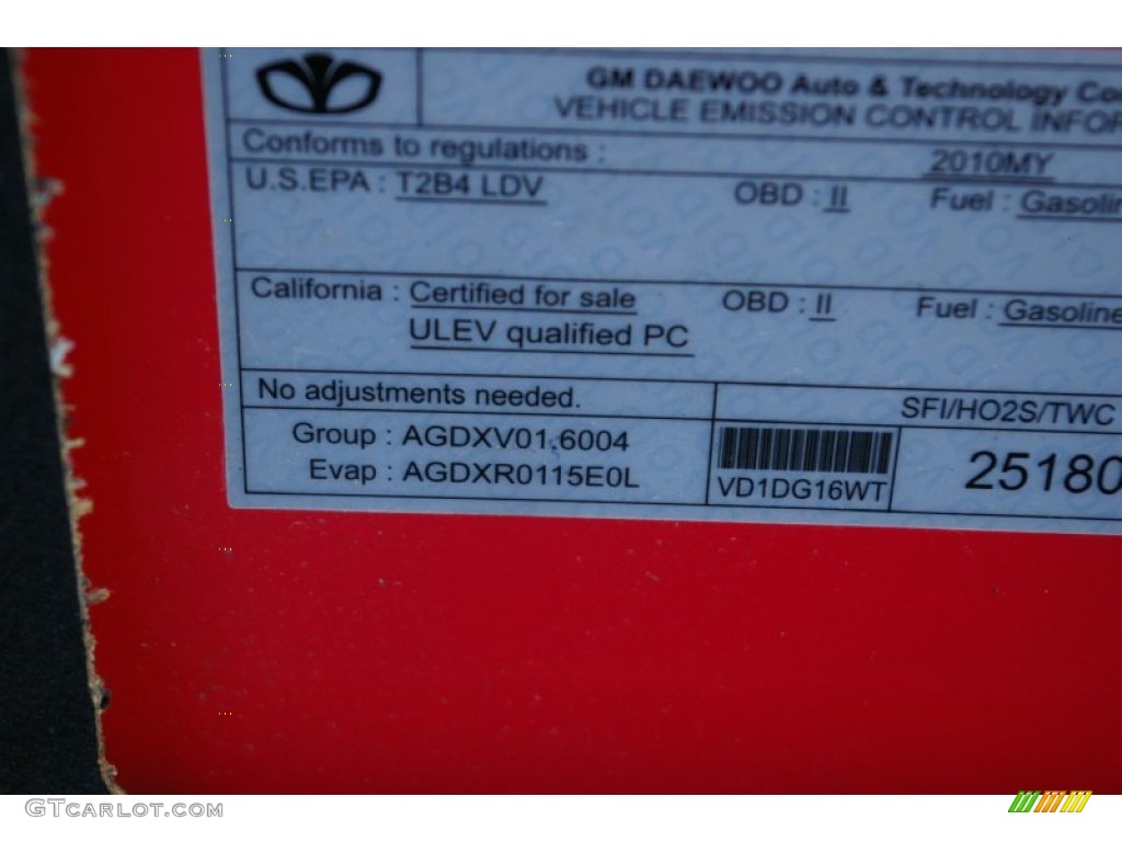 2010 Aveo LT Sedan - Victory Red / Charcoal photo #14