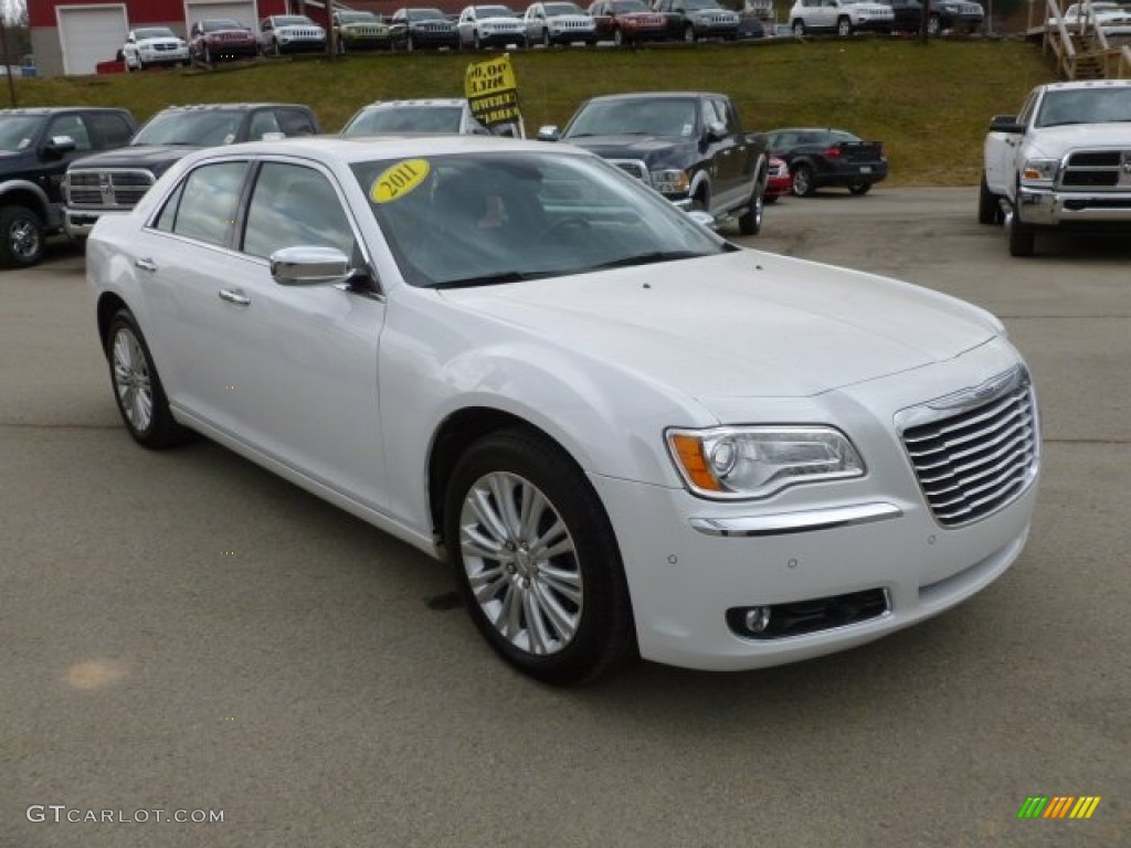 Ivory Tri-Coat Pearl 2011 Chrysler 300 C Hemi AWD Exterior Photo #61340387