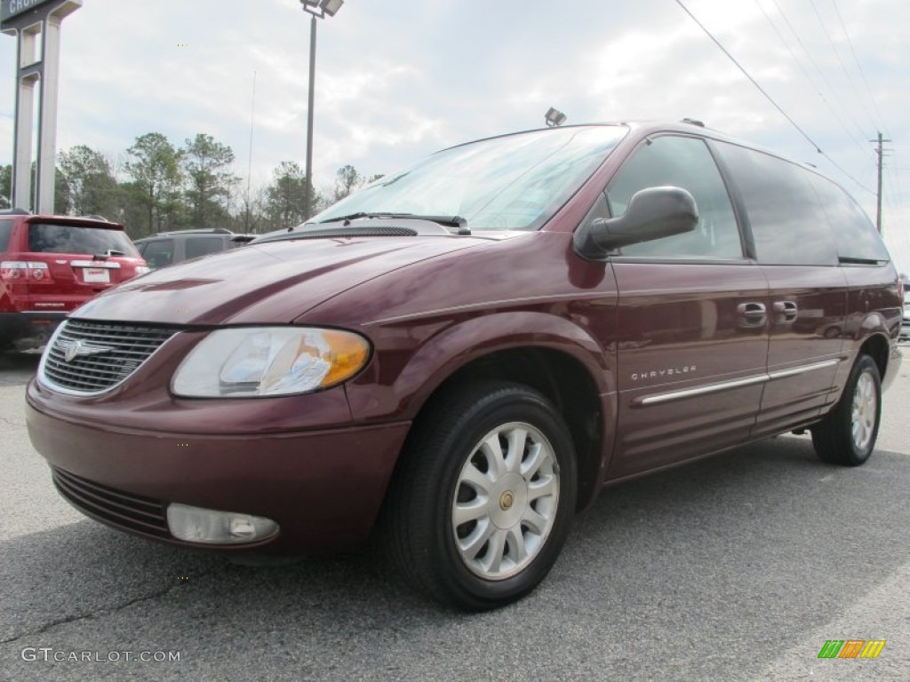 2001 Town & Country LXi - Dark Garnet Red Pearl / Taupe photo #3