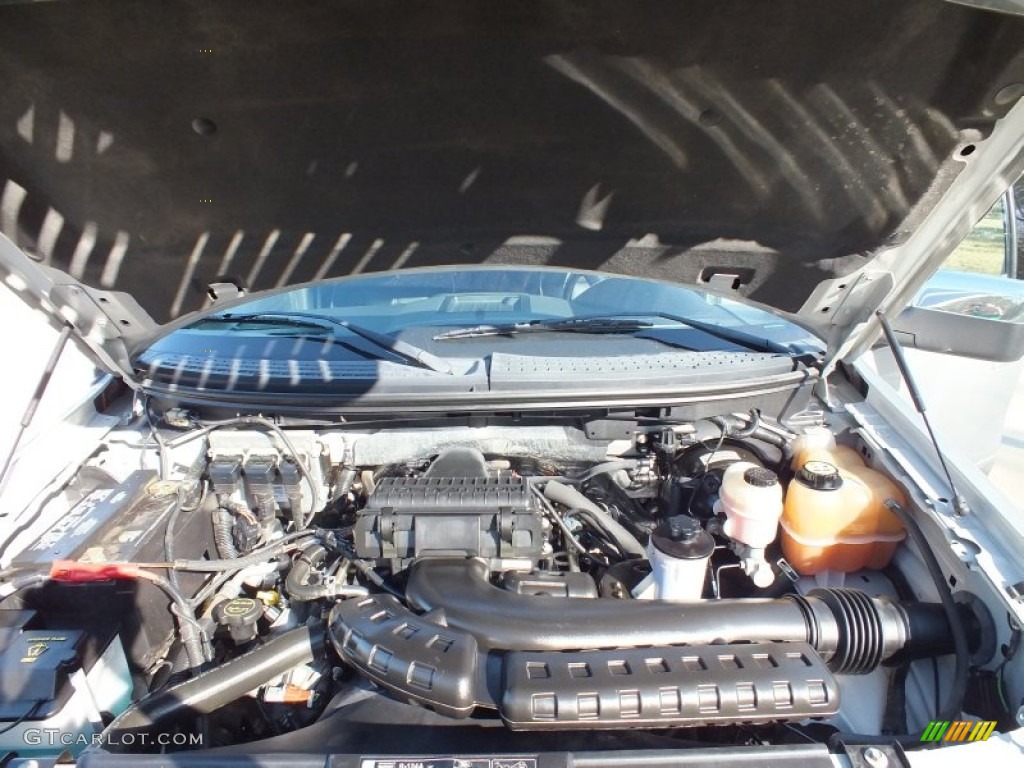 2008 Lincoln Mark LT SuperCrew Engine Photos