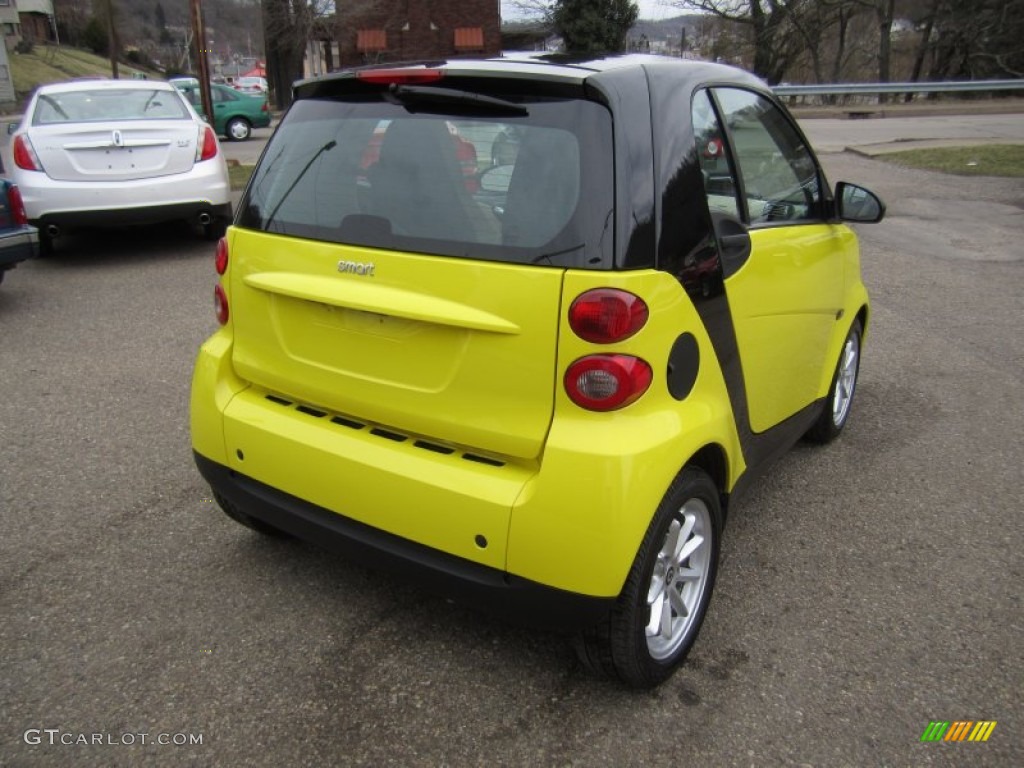 2010 fortwo passion coupe - Light Yellow / design Beige photo #12