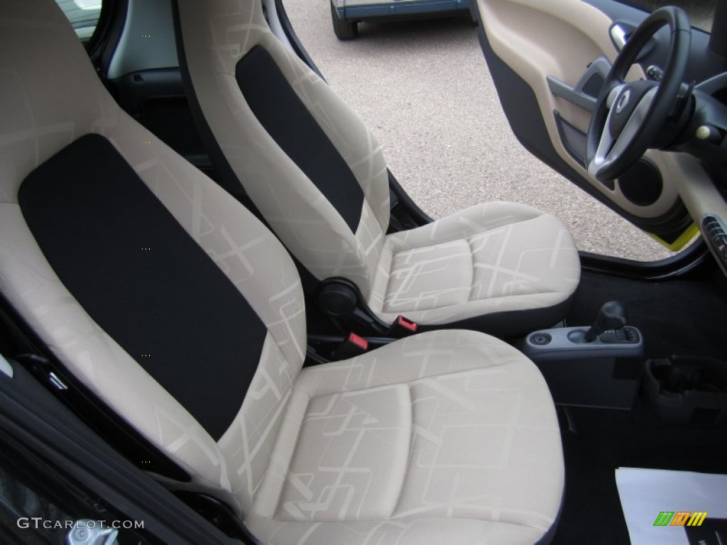 design Beige Interior 2010 Smart fortwo passion coupe Photo #61347989