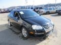 Black - Jetta SE Sedan Photo No. 9