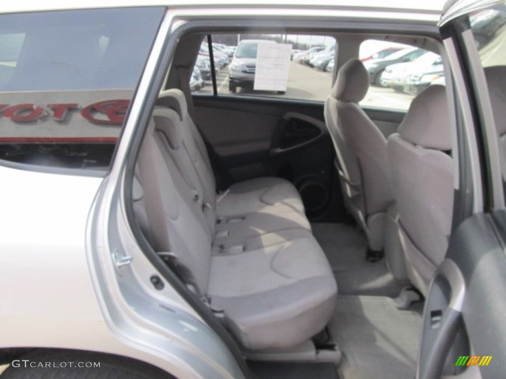 2007 RAV4 V6 4WD - Classic Silver Metallic / Ash Gray photo #17