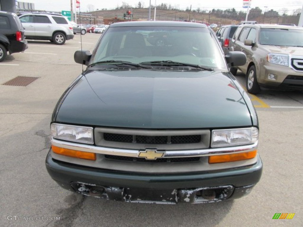 2003 S10 LS Extended Cab 4x4 - Dark Green Metallic / Graphite photo #10