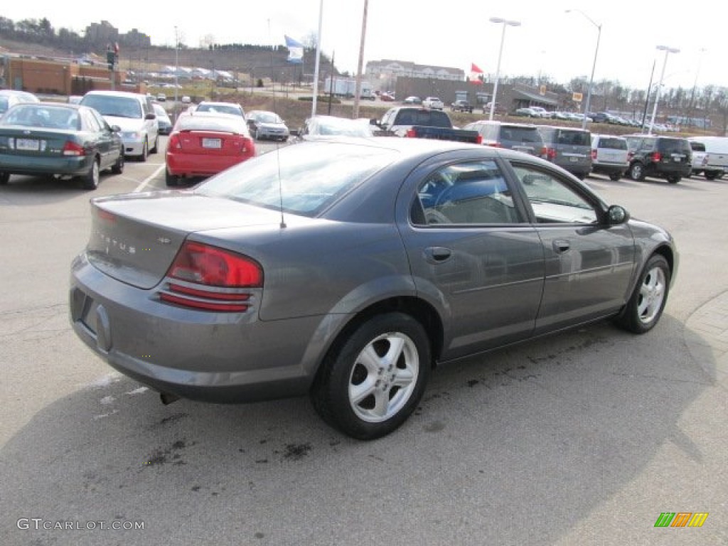 2005 Stratus SXT Sedan - Graphite Metallic / Dark Slate Gray photo #7