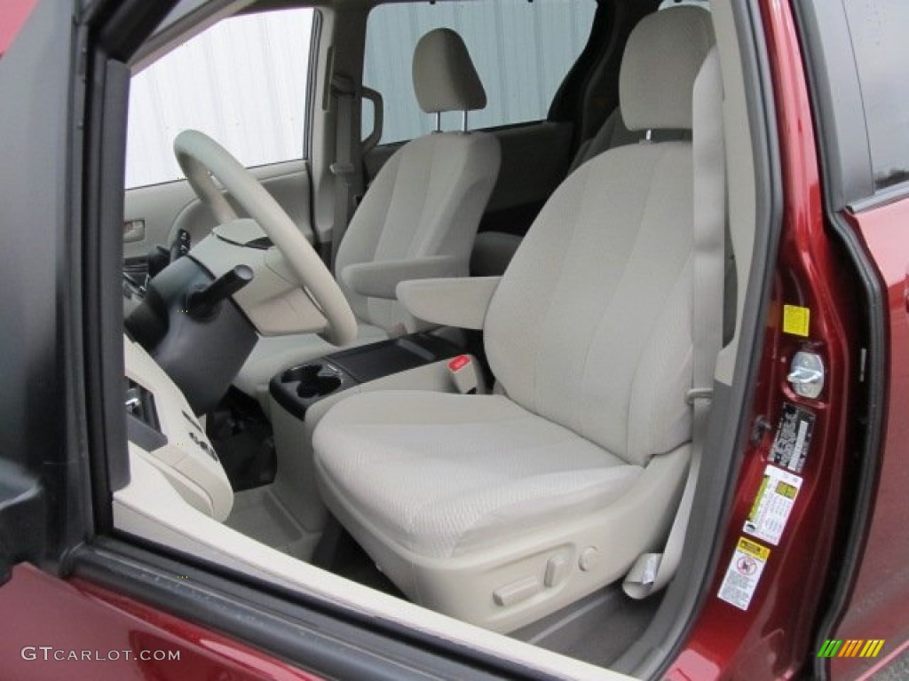 2011 Sienna LE - Salsa Red Pearl / Light Gray photo #9