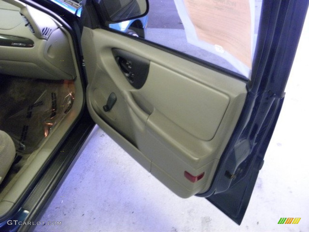 2003 Malibu Sedan - Dark Tropic Teal Metallic / Neutral Beige photo #21