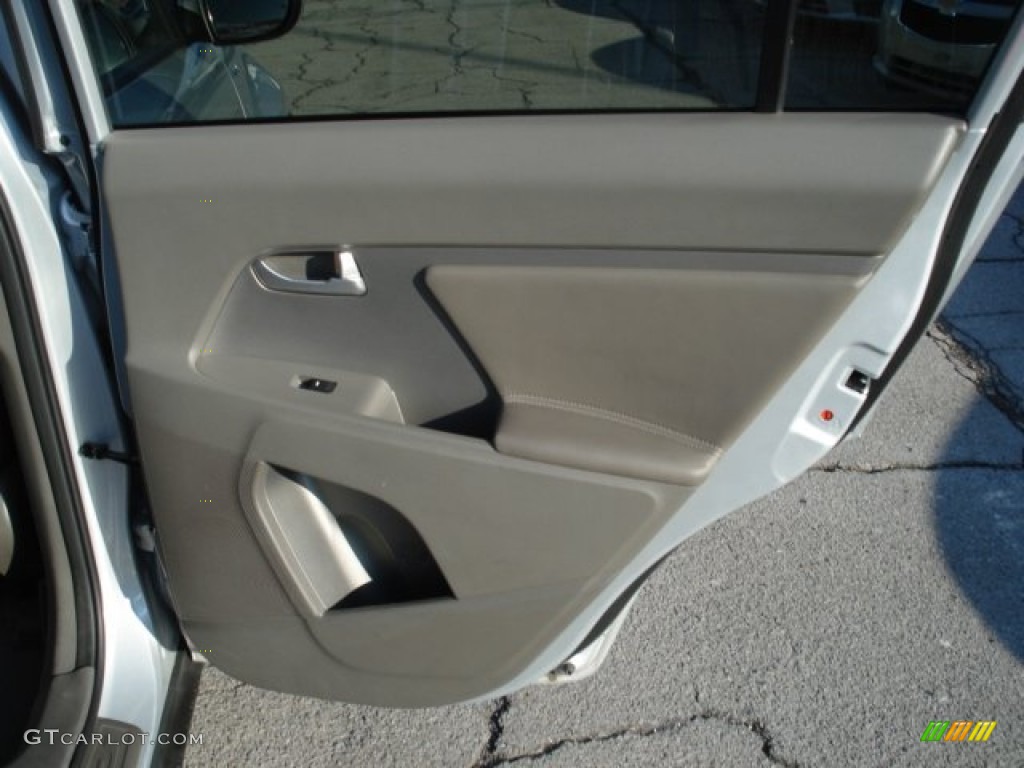 2011 Sportage LX AWD - Bright Silver / Black photo #19