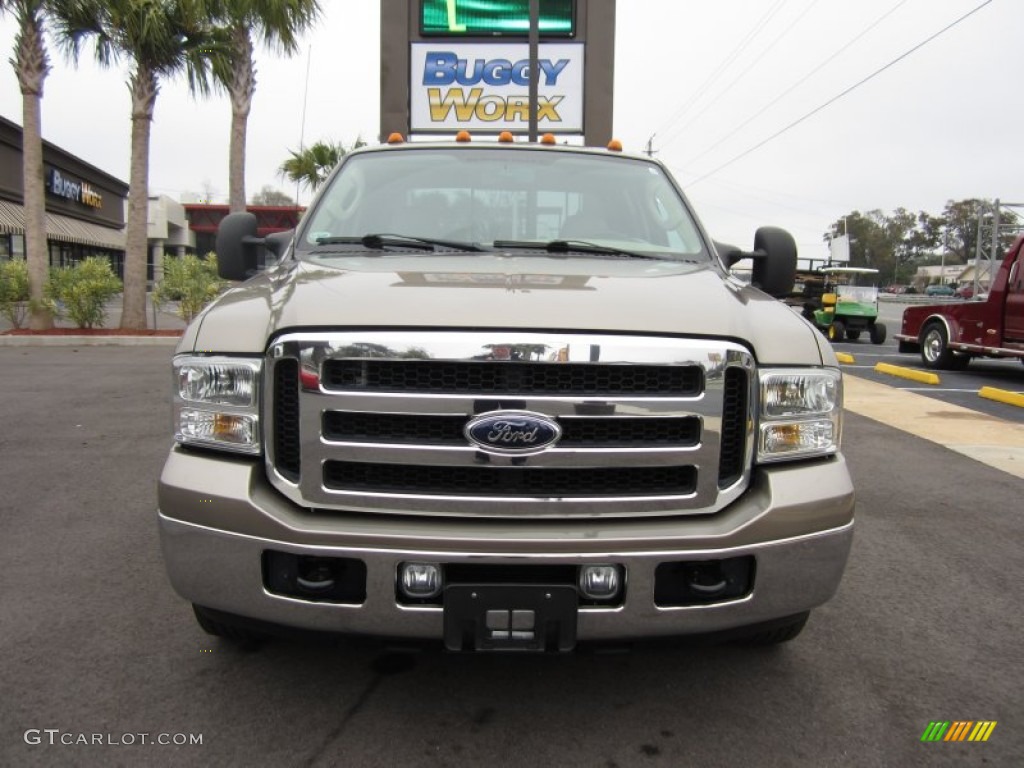 2006 F350 Super Duty Lariat Crew Cab Dually - Arizona Beige Metallic / Tan photo #2