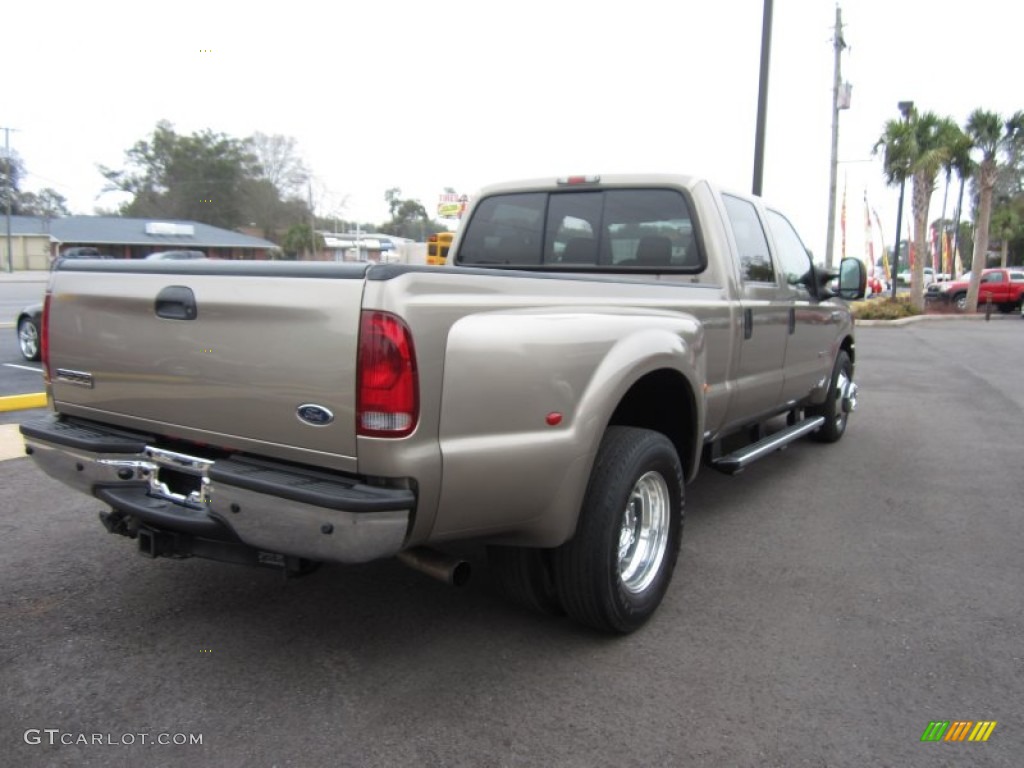 Arizona Beige Metallic 2006 Ford F350 Super Duty Lariat Crew Cab Dually Exterior Photo #61357846