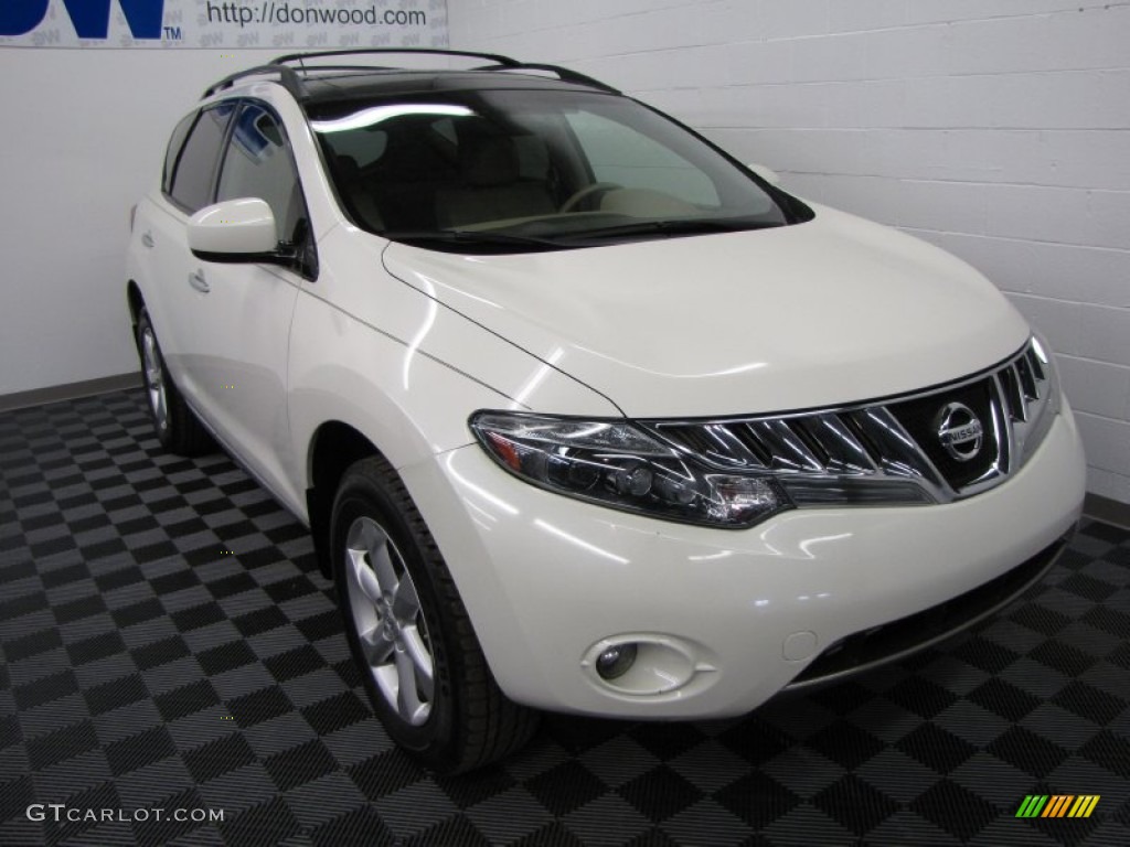 Glacier Pearl Nissan Murano