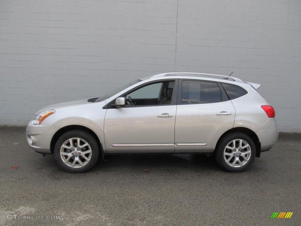 2011 Rogue SL AWD - Silver Ice Metallic / Black photo #2
