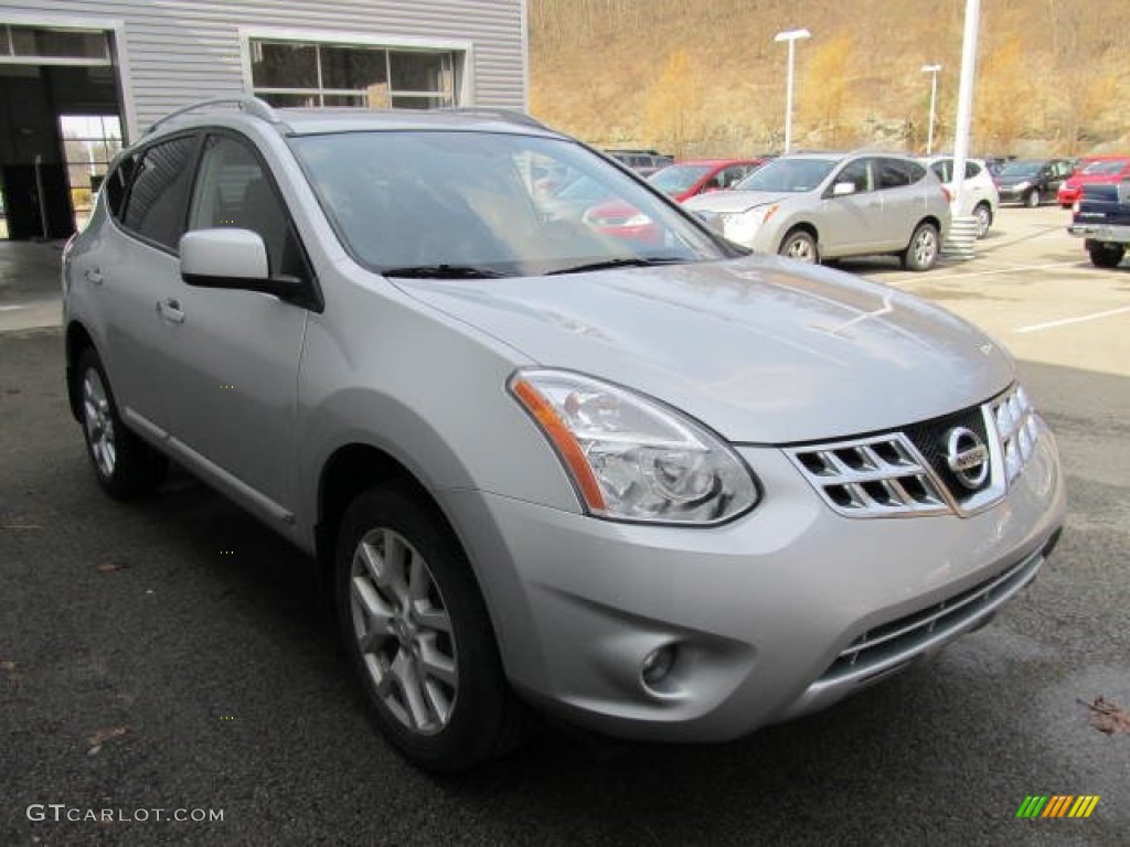 2011 Rogue SL AWD - Silver Ice Metallic / Black photo #4