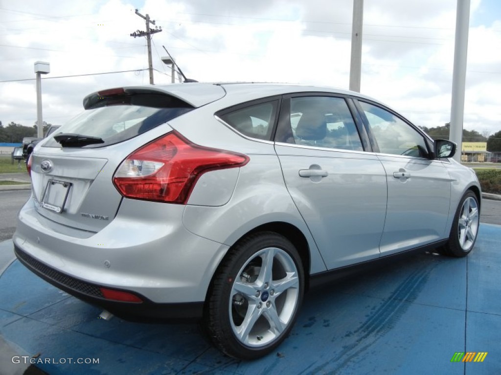 2012 Focus Titanium 5-Door - Ingot Silver Metallic / Charcoal Black Leather photo #3