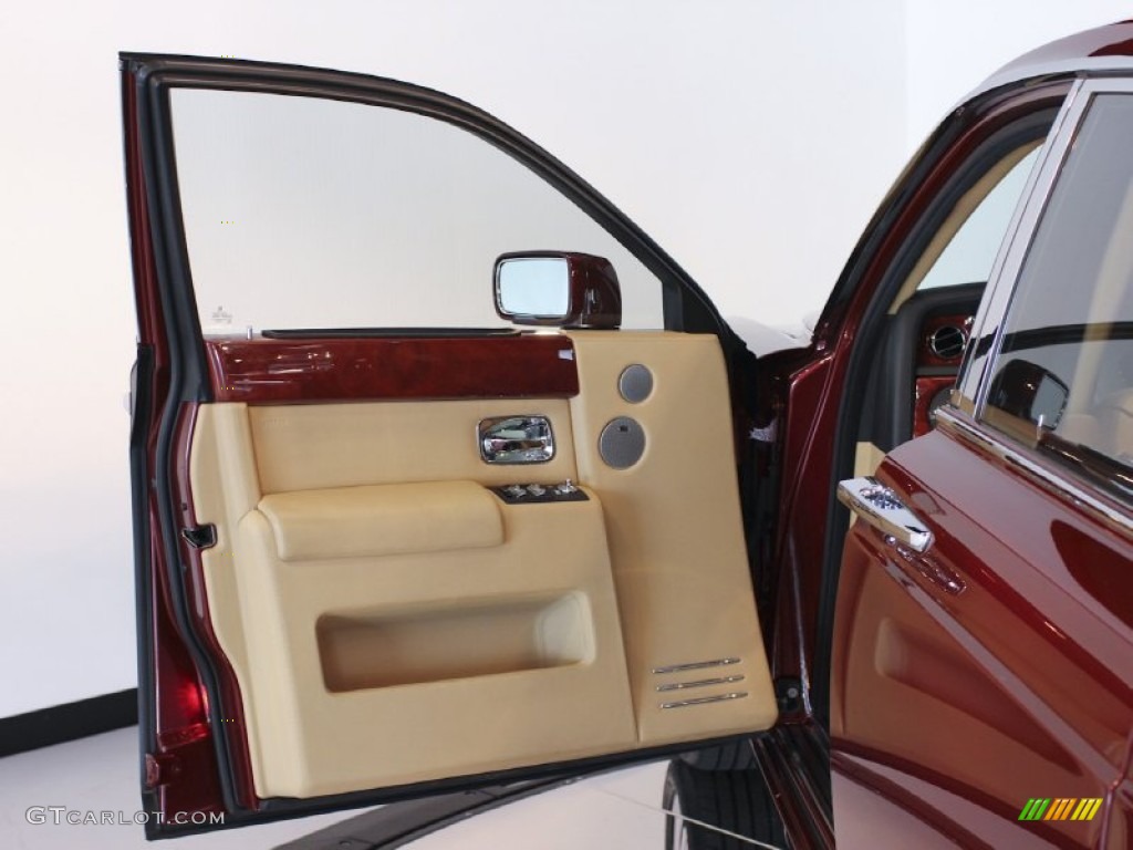 2009 Rolls-Royce Phantom Sedan Door Panel Photos