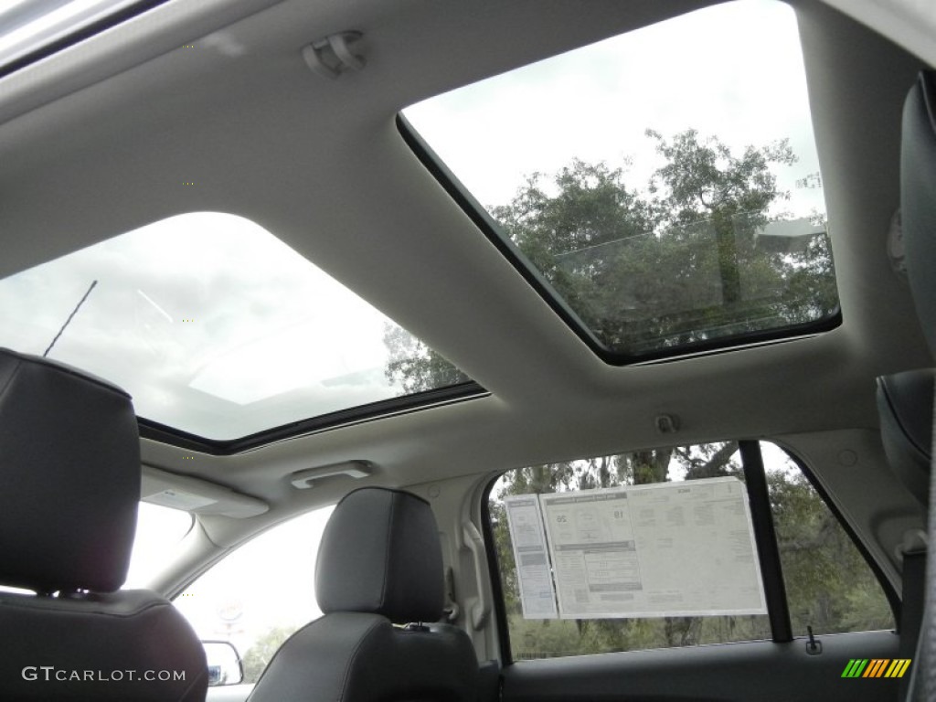 2012 Lincoln MKX FWD Sunroof Photo #61365629