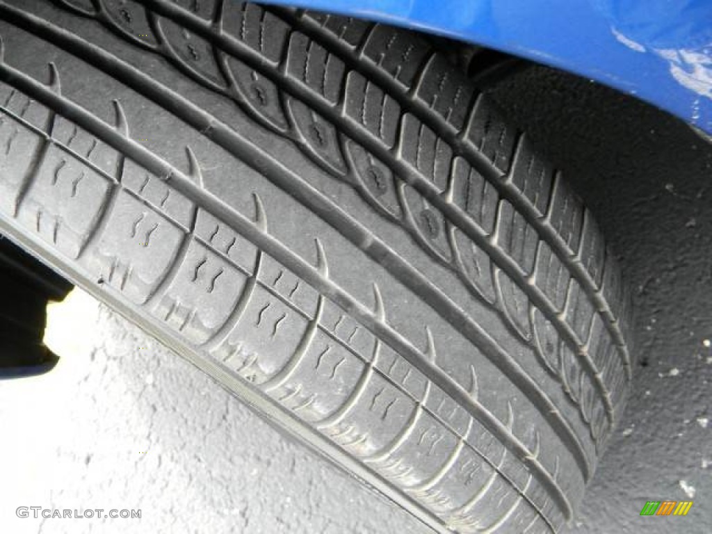 2007 Yaris 3 Door Liftback - Blazing Blue Metallic / Dark Charcoal photo #6