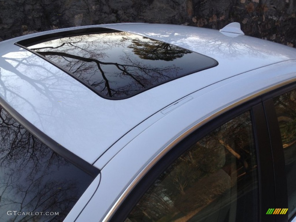2008 3 Series 335i Sedan - Alpine White / Beige photo #18