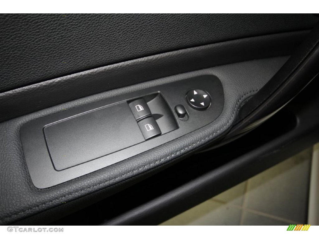 2009 1 Series 128i Coupe - Alpine White / Black photo #17