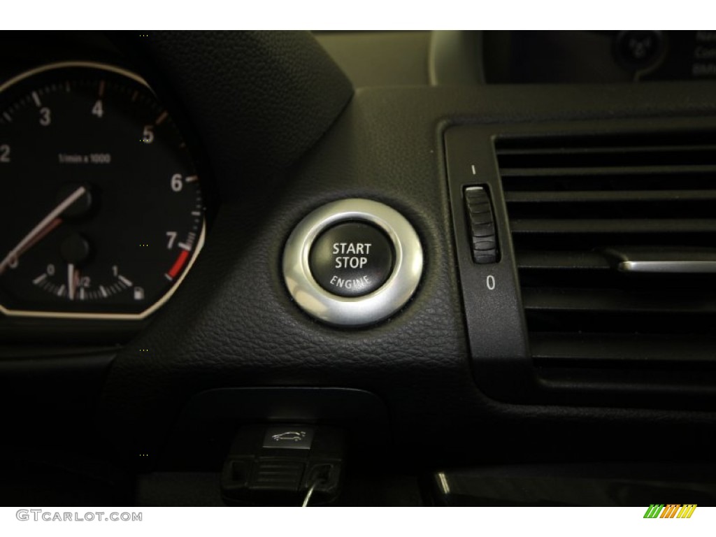 2009 1 Series 128i Coupe - Alpine White / Black photo #26