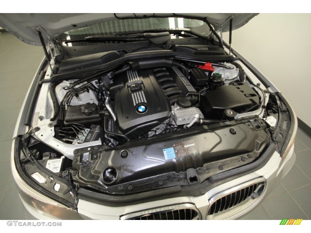 2010 BMW 5 Series 528i Sedan 3.0 Liter DOHC 24-Valve VVT Inline 6 Cylinder Engine Photo #61372660