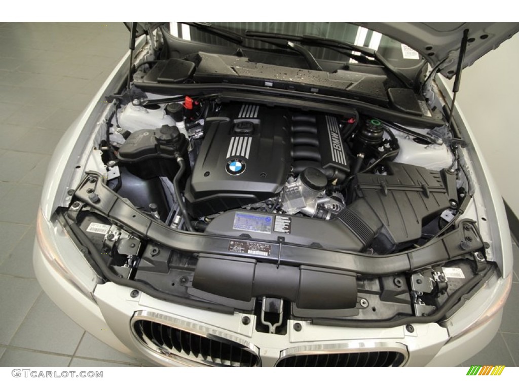 2011 BMW 3 Series 328i Sedan 3.0 Liter DOHC 24-Valve VVT Inline 6 Cylinder Engine Photo #61373049