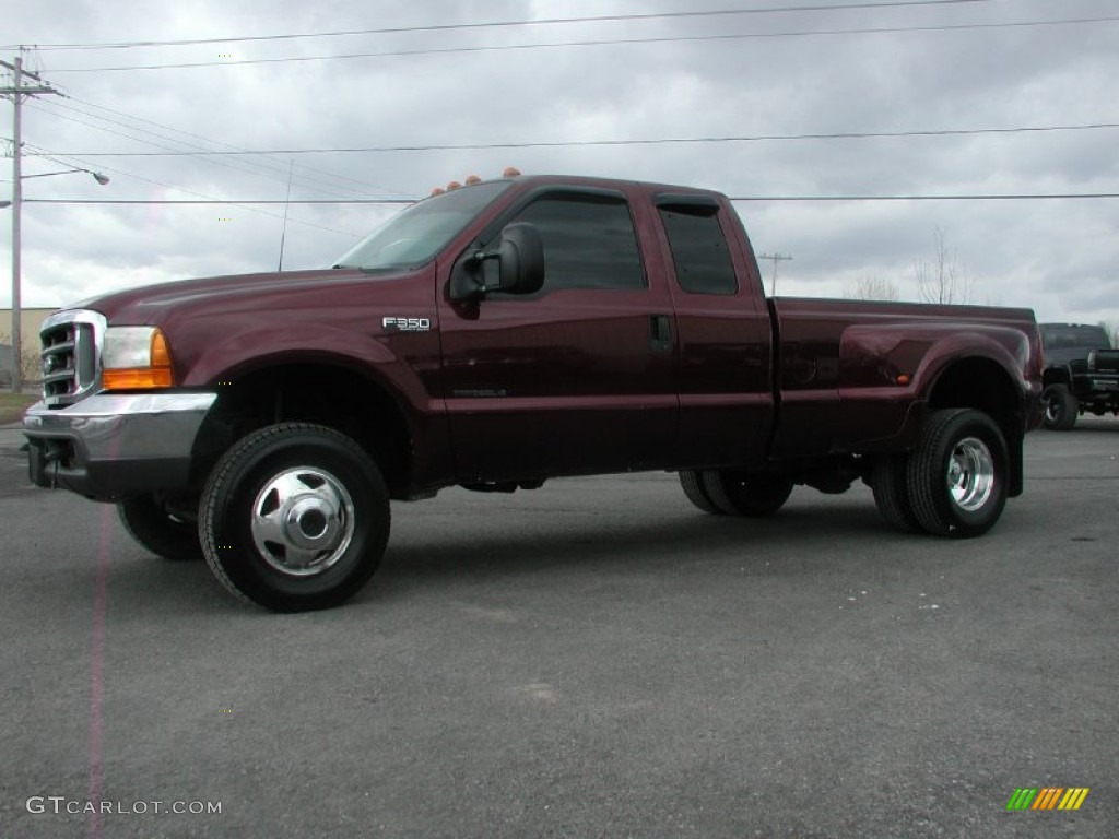 2000 F350 Super Duty XLT Extended Cab 4x4 Dually - Dark Toreador Red Metallic / Medium Graphite photo #2