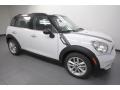 Light White - Cooper S Countryman Photo No. 6