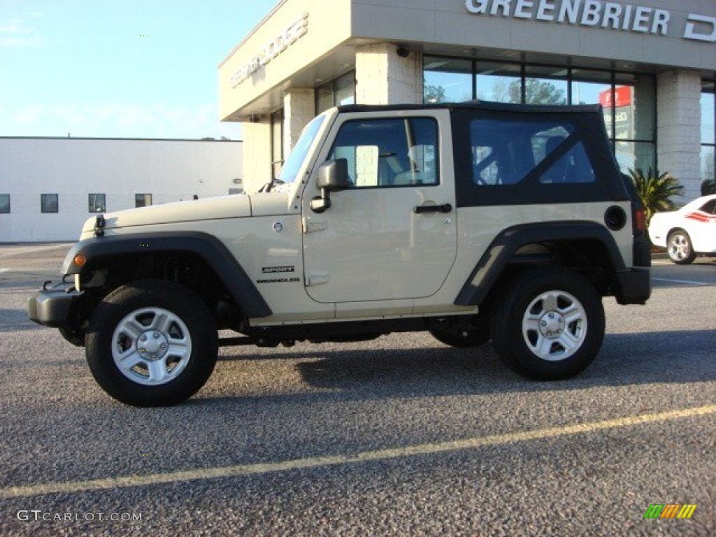 2011 Wrangler Sport 4x4 - Sahara Tan / Black photo #3