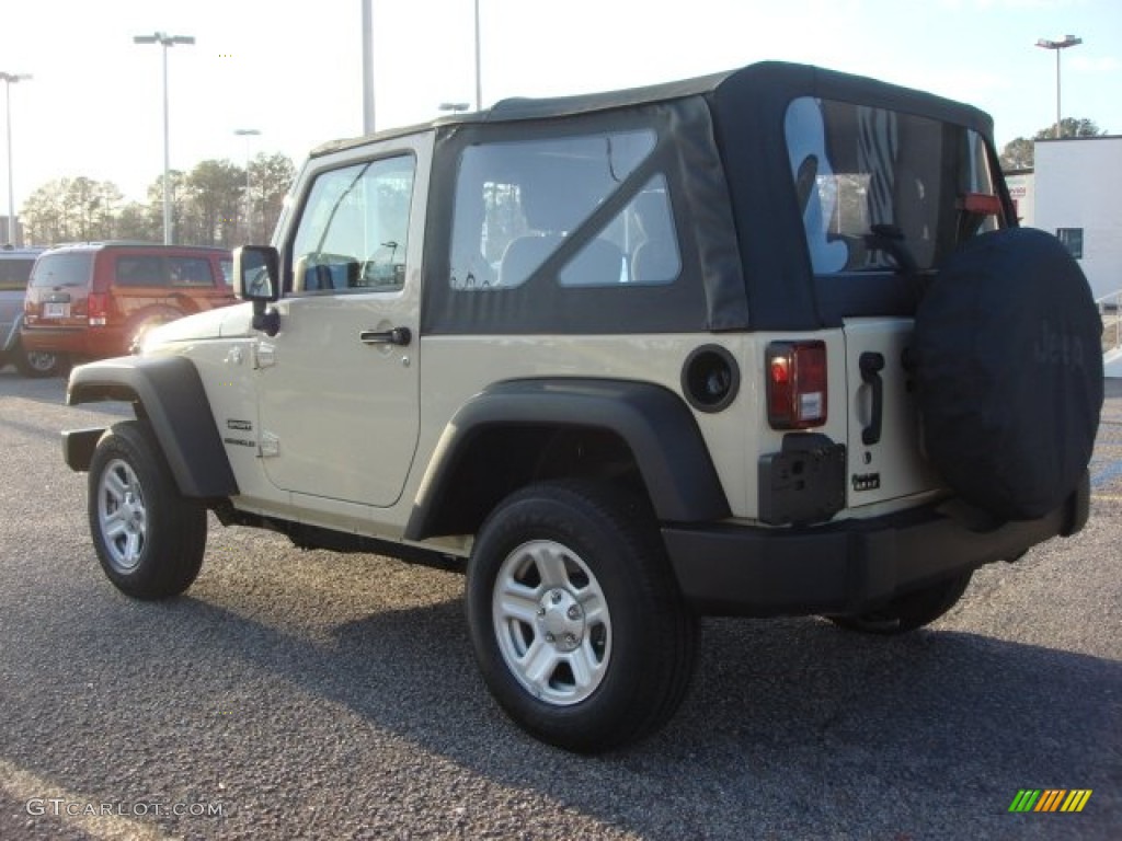 2011 Wrangler Sport 4x4 - Sahara Tan / Black photo #4