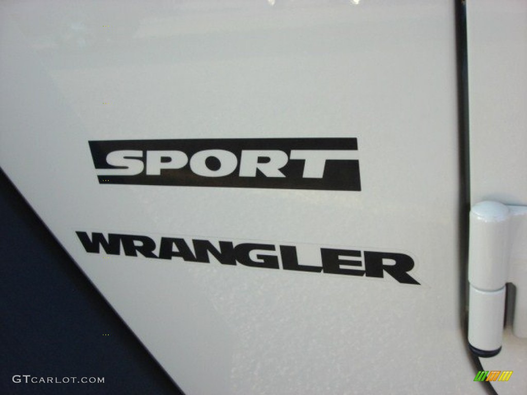 2011 Wrangler Sport 4x4 - Sahara Tan / Black photo #24