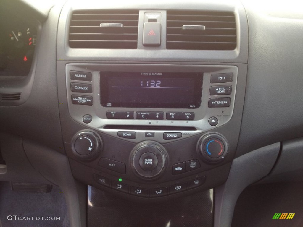 2006 Accord SE Sedan - Royal Blue Pearl / Gray photo #23