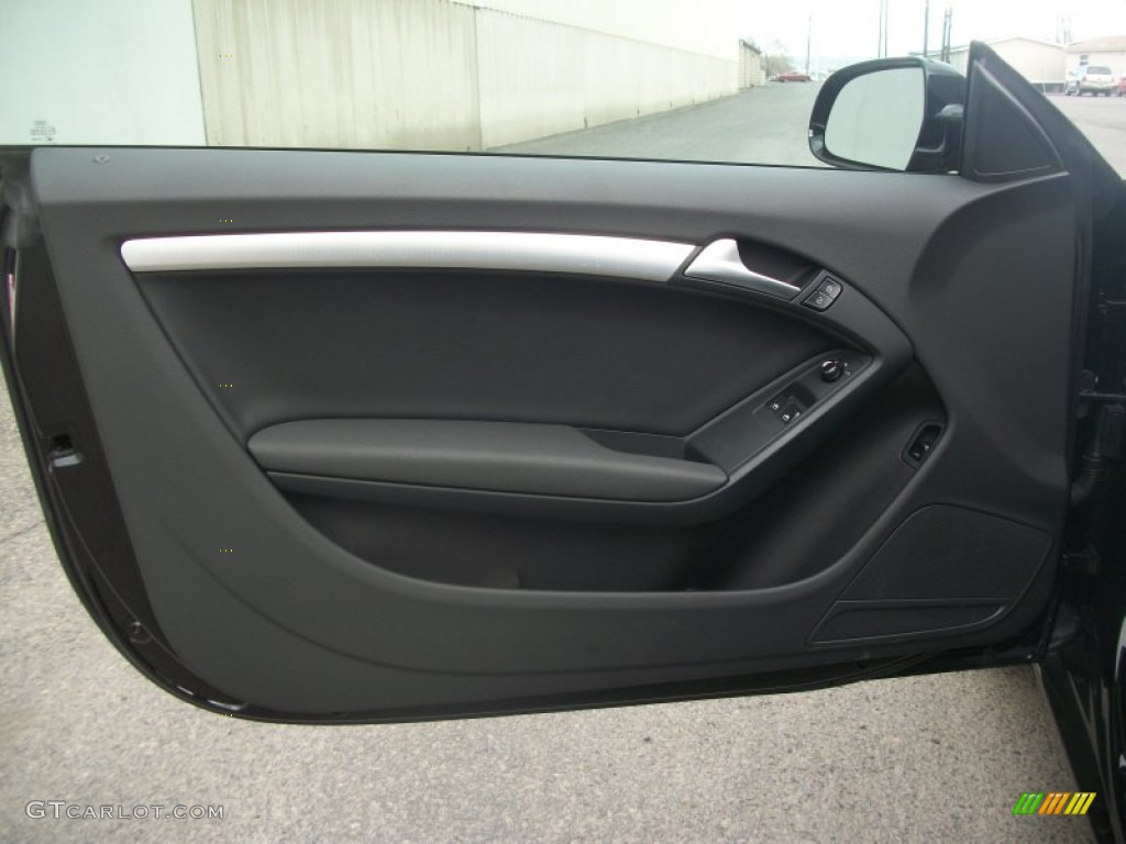 2011 Audi A5 2.0T quattro Coupe Black Door Panel Photo #61381072